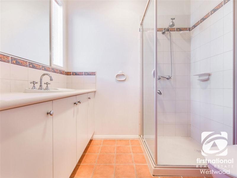 37 Koroneos Drive, Werribee South VIC 3030