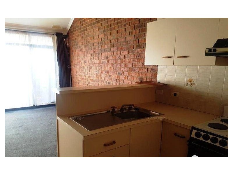 8/293 Princes Highway, Werribee VIC 3030