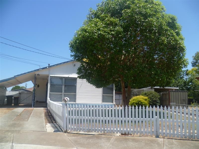 6 Carbon Court, Werribee VIC 3030