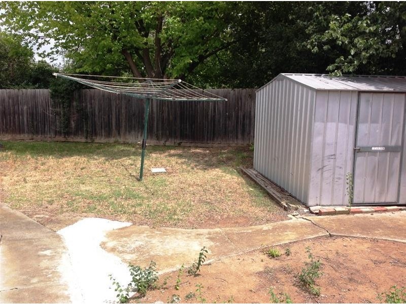 6 Carbon Court, Werribee VIC 3030