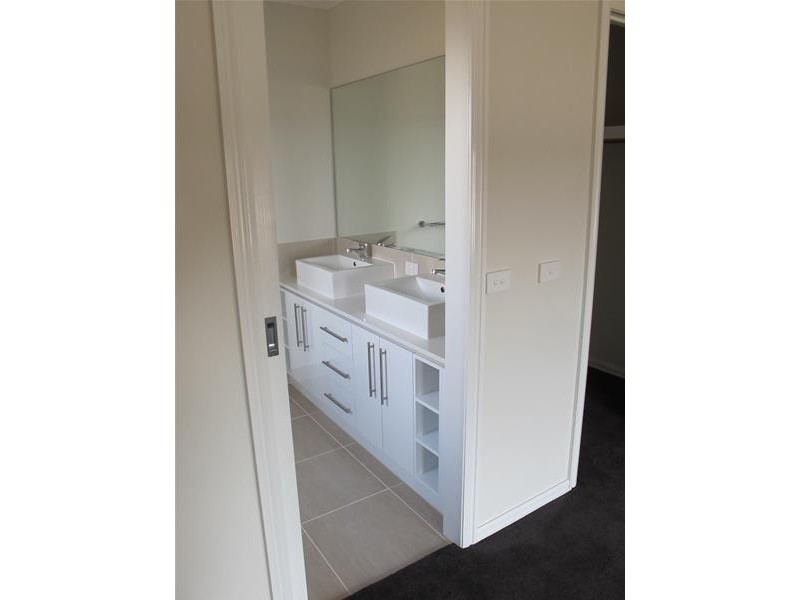 20 Charter Road, Werribee VIC 3030