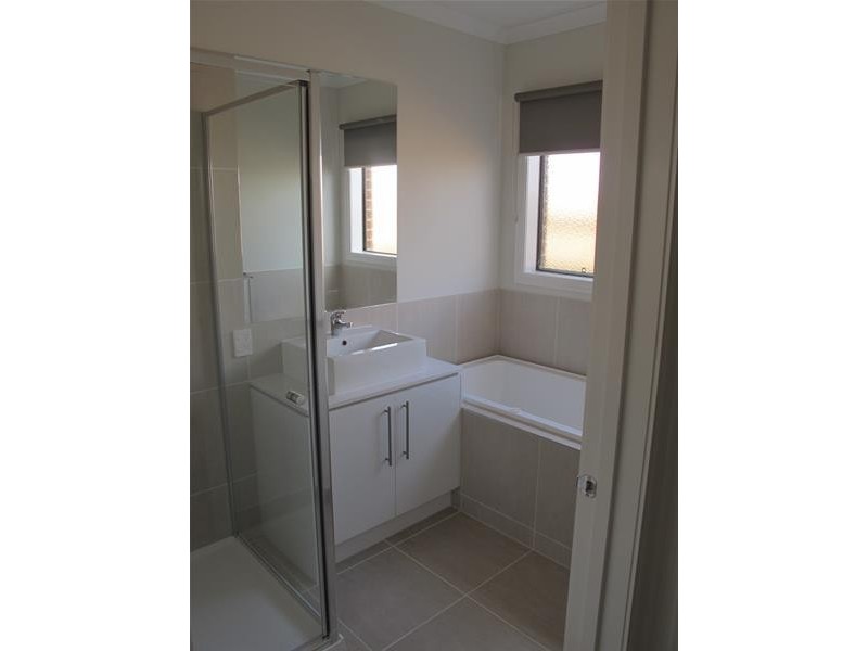 20 Charter Road, Werribee VIC 3030