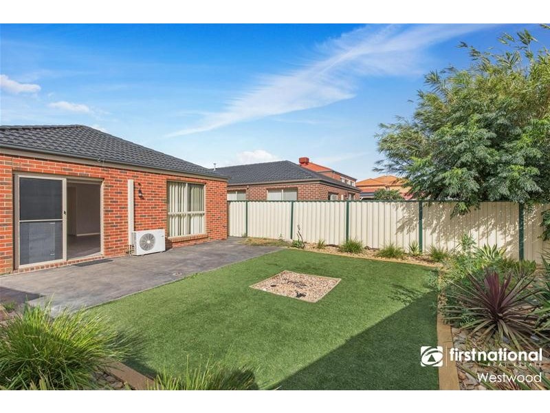 2/17 Eleanor Drive, Hoppers Crossing VIC 3029