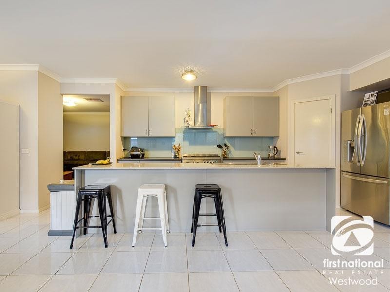 12 Sedgwick Road, Wyndham Vale VIC 3024