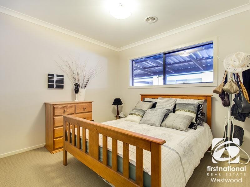 12 Sedgwick Road, Wyndham Vale VIC 3024