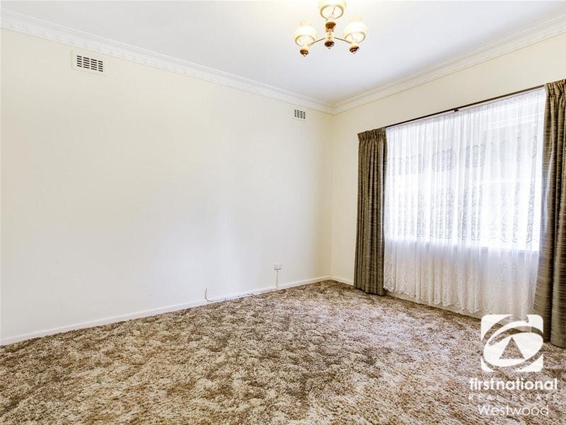 35 Carter Avenue, Werribee VIC 3030