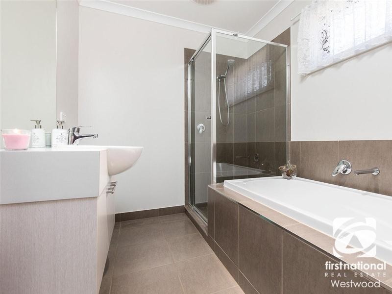 16 Kayden Court, Werribee VIC 3030