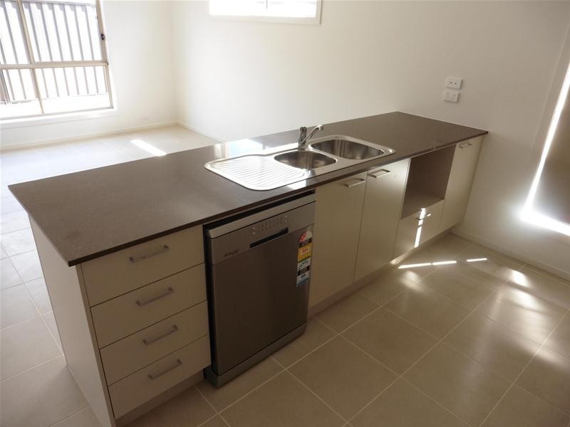 12 Tomago Street, Tarneit VIC 3029