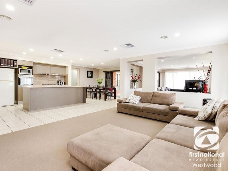 16 Barcoo Street, Wyndham Vale VIC 3024