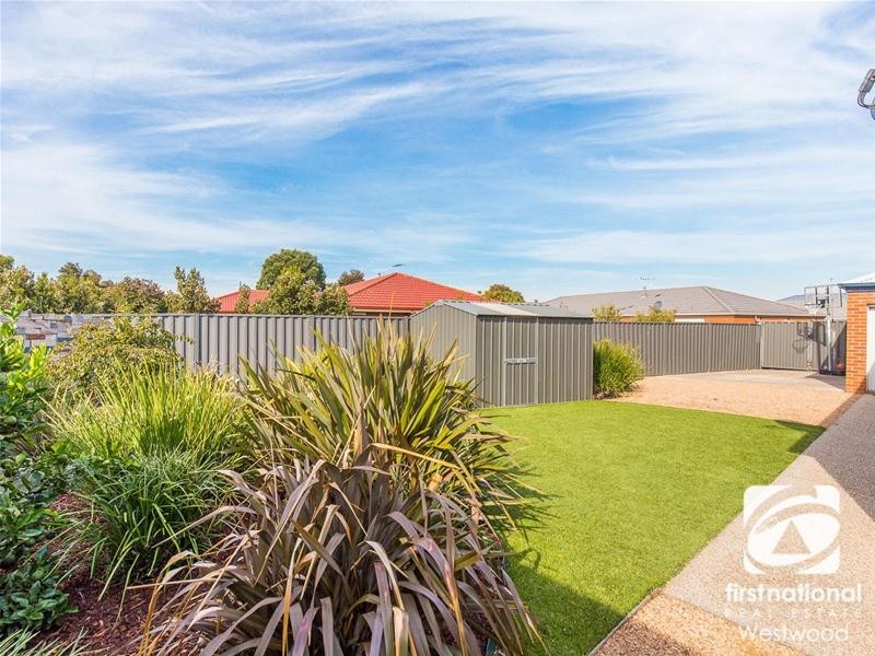 16 Barcoo Street, Wyndham Vale VIC 3024