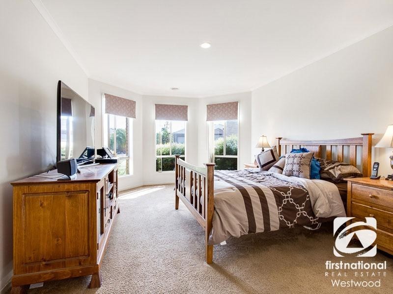 8 Burley Court, Wyndham Vale VIC 3024