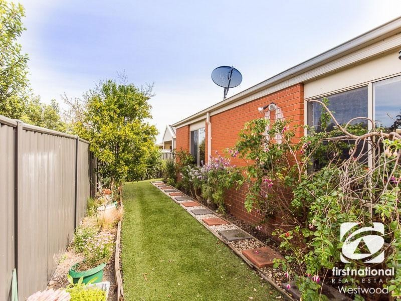 8 Burley Court, Wyndham Vale VIC 3024