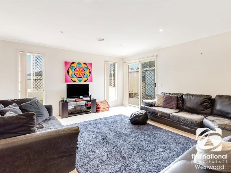 10 Mainsail Drive, Wyndham Vale VIC 3024