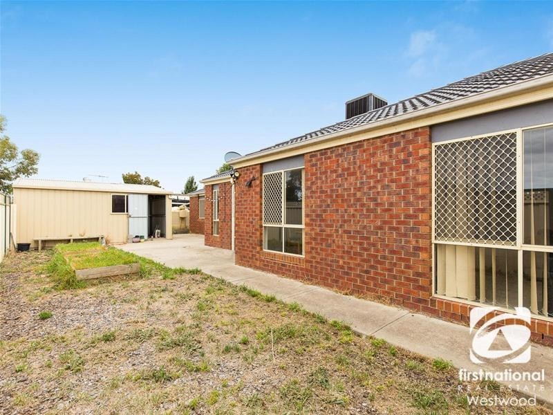 10 Mainsail Drive, Wyndham Vale VIC 3024