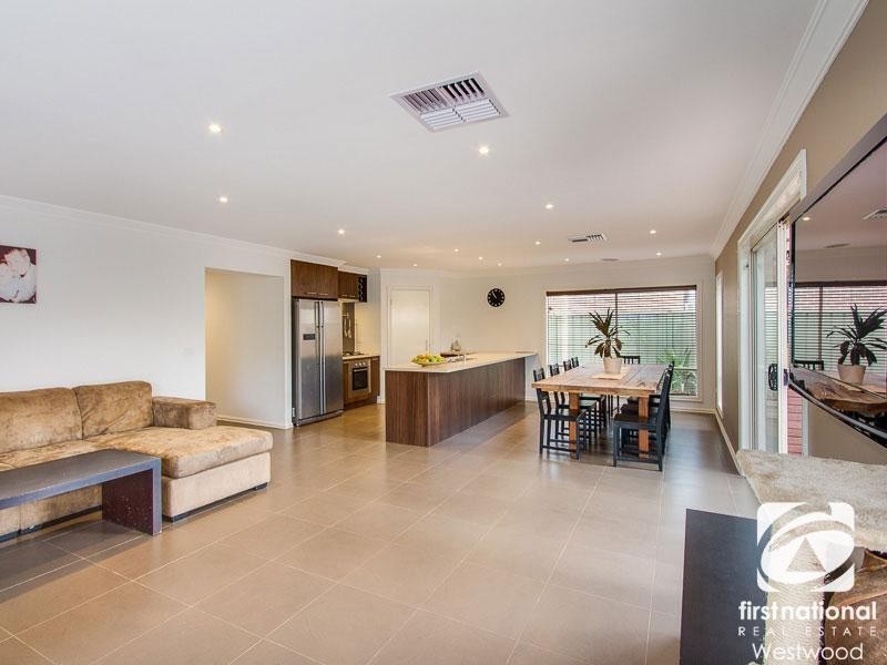 12 Edison Drive, Wyndham Vale VIC 3024