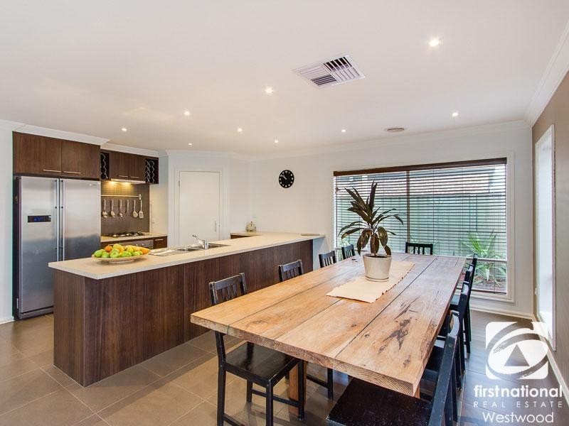 12 Edison Drive, Wyndham Vale VIC 3024