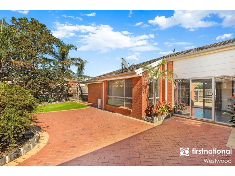 22 Cootamundra Court, Werribee VIC 3030