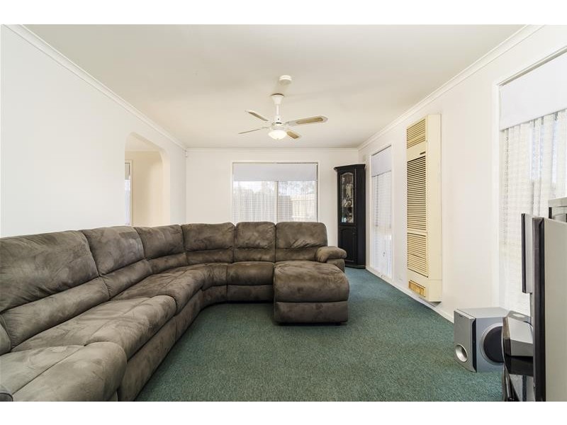 37 Ribblesdale Avenue, Wyndham Vale VIC 3024