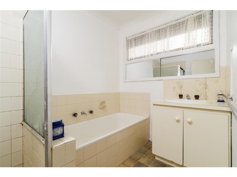 37 Ribblesdale Avenue, Wyndham Vale VIC 3024