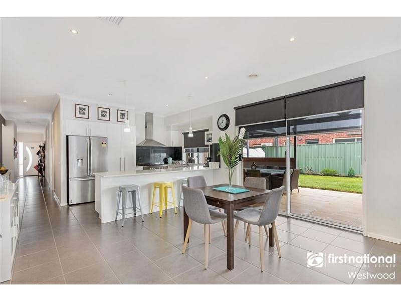 65 Farm Road, Werribee VIC 3030