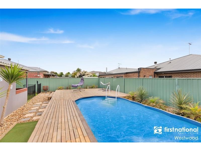 65 Farm Road, Werribee VIC 3030