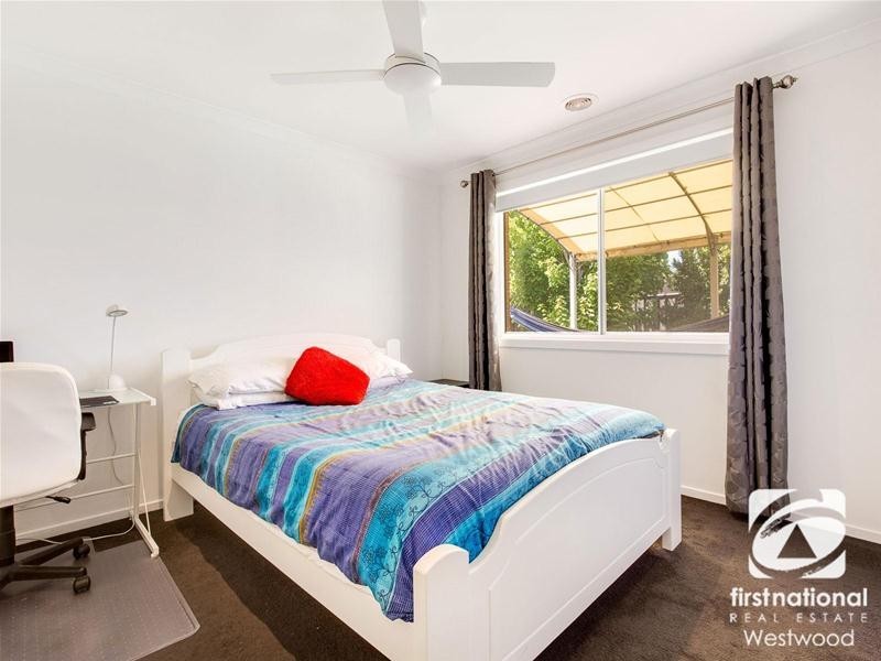 37 Villiers Drive, Point Cook VIC 3030