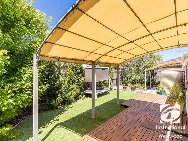 37 Villiers Drive, Point Cook VIC 3030