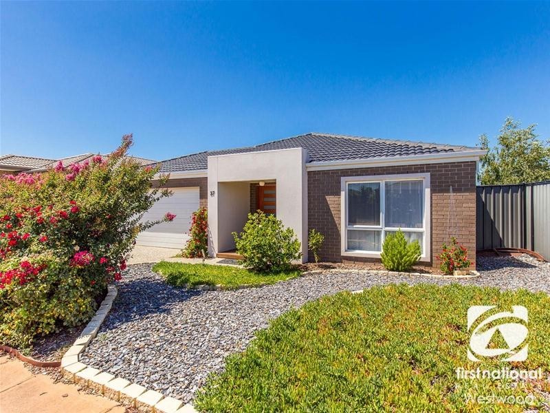 37 Villiers Drive, Point Cook VIC 3030