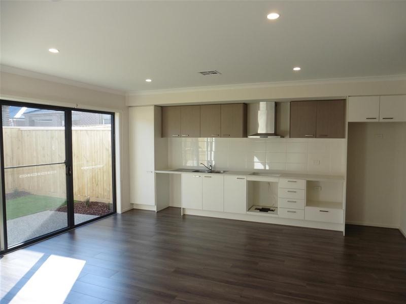 5 Yutika Street, Werribee VIC 3030