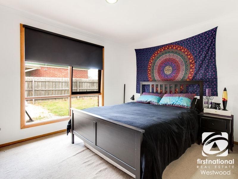 2 Hotham Crescent, Hoppers Crossing VIC 3029