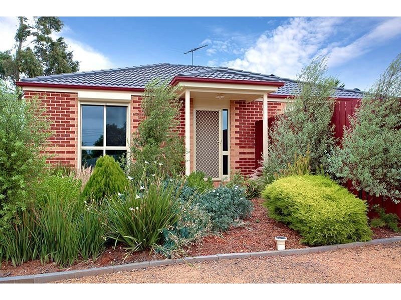 1/1 Gentzen Drive, Wyndham Vale VIC 3024