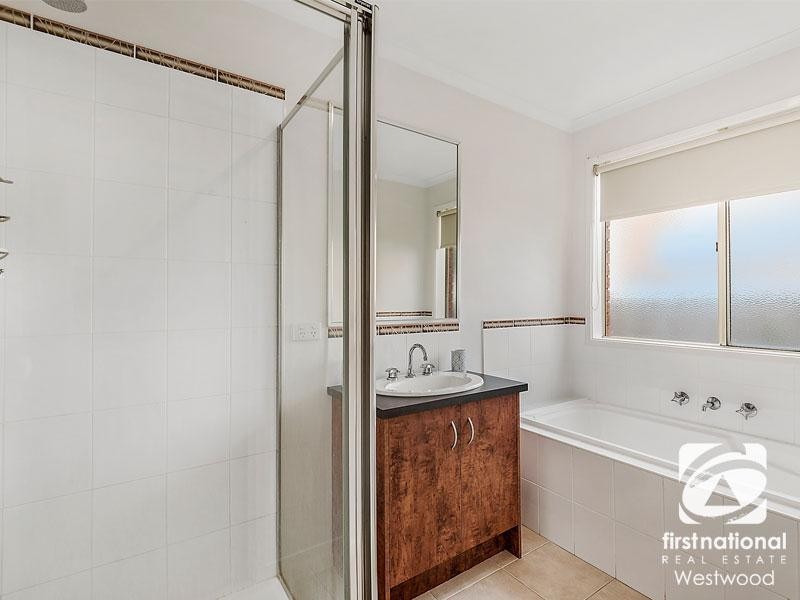 7 Red Blaze Place, Tarneit VIC 3029