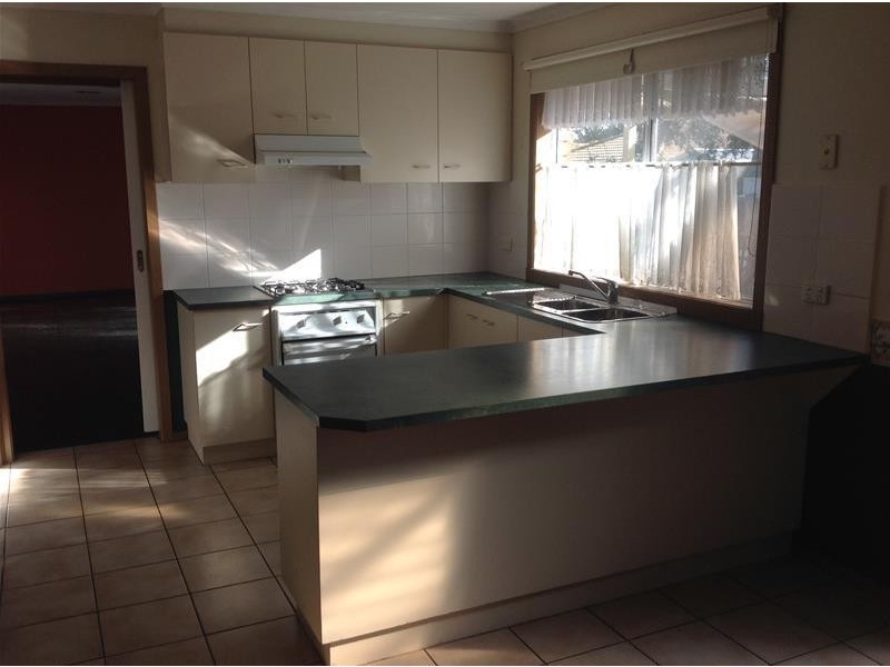 16 Cleveland Drive, Hoppers Crossing VIC 3029