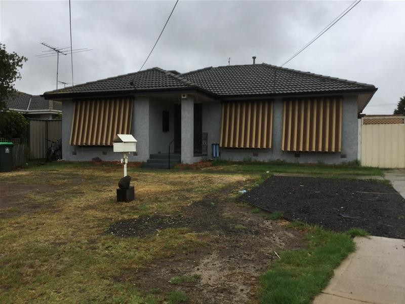 4 Milton Drive, Wyndham Vale VIC 3024