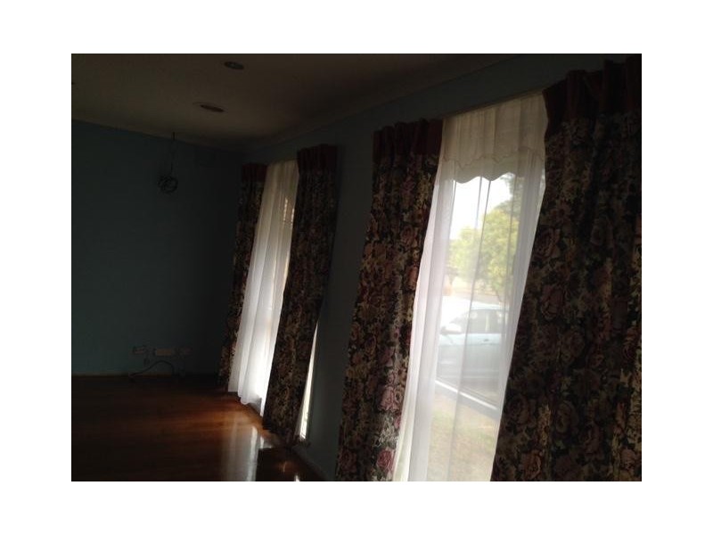 4 Milton Drive, Wyndham Vale VIC 3024