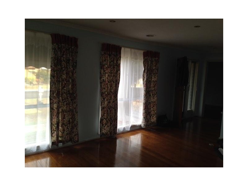 4 Milton Drive, Wyndham Vale VIC 3024