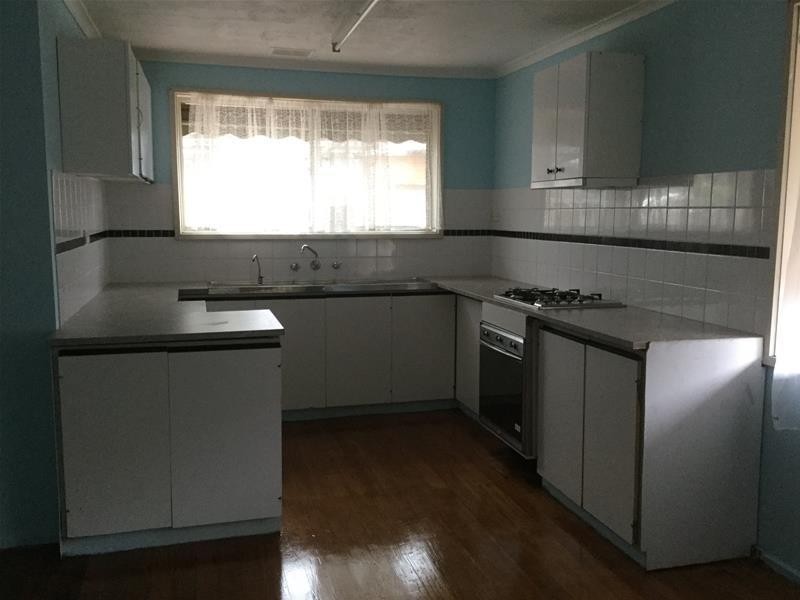 4 Milton Drive, Wyndham Vale VIC 3024