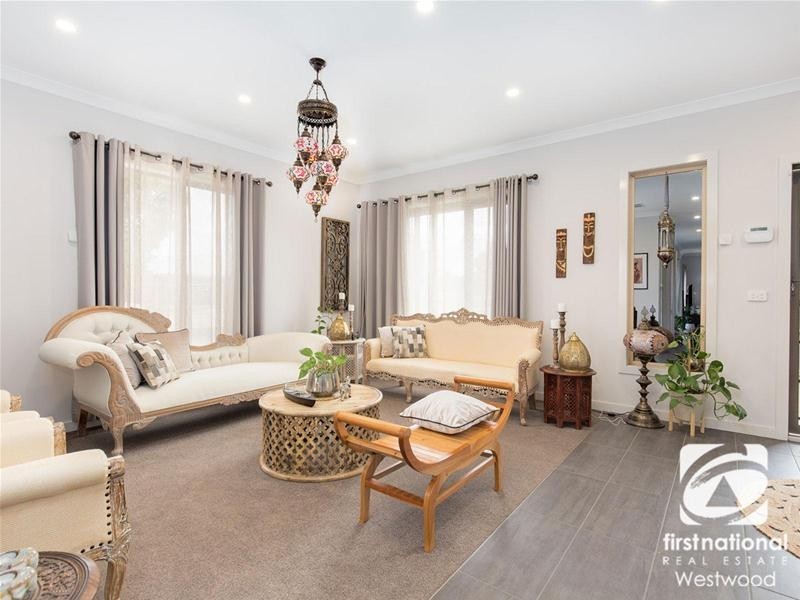 41 Exploration Avenue, Werribee VIC 3030