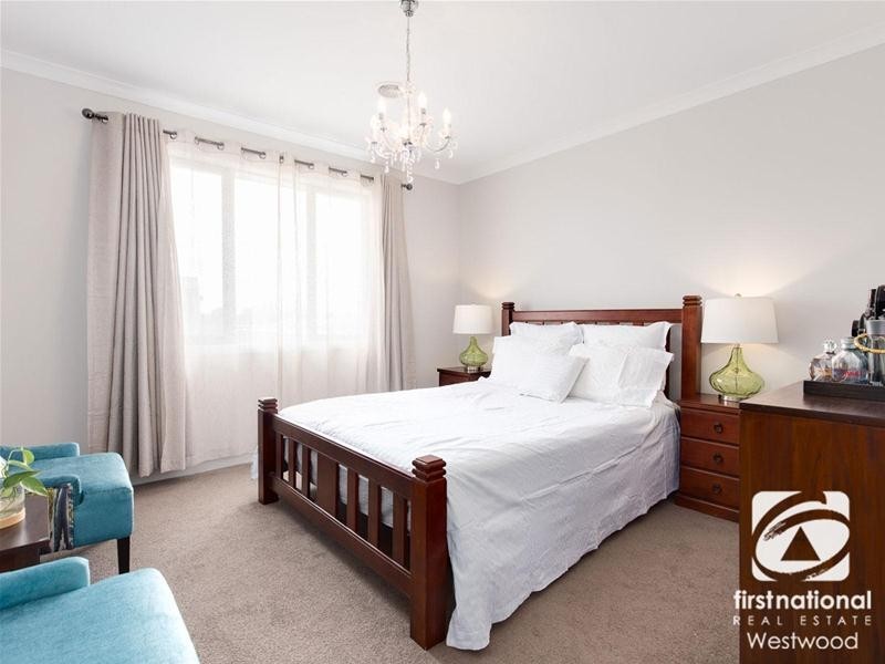 41 Exploration Avenue, Werribee VIC 3030