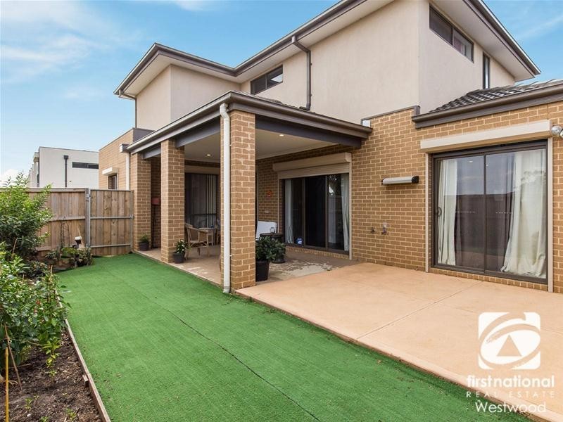 41 Exploration Avenue, Werribee VIC 3030