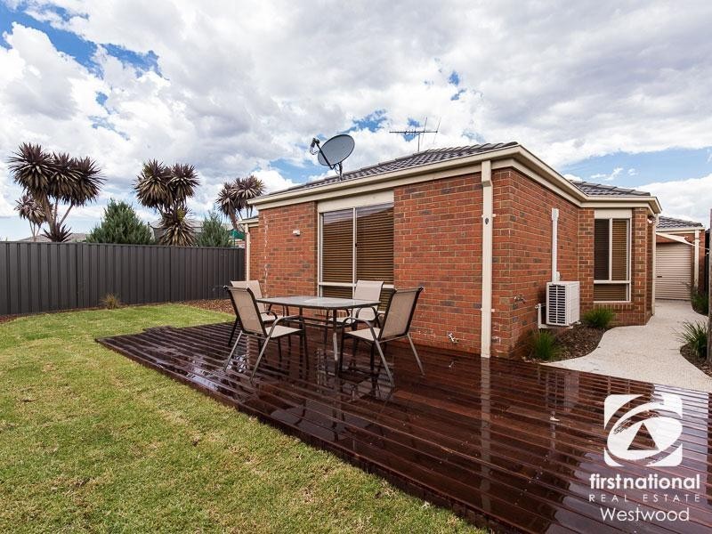 13 Mundi Crescent, Wyndham Vale VIC 3024