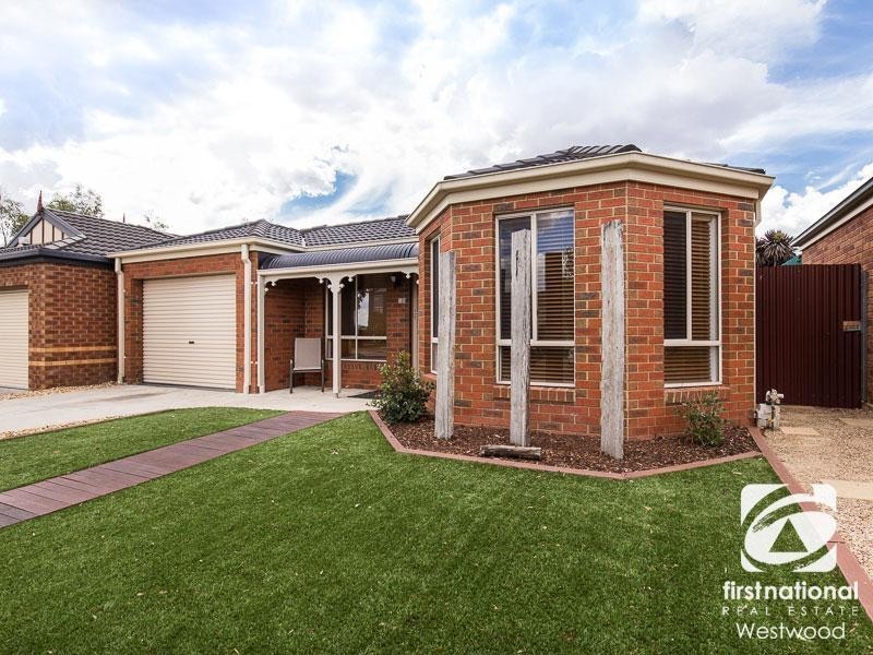 13 Mundi Crescent, Wyndham Vale VIC 3024