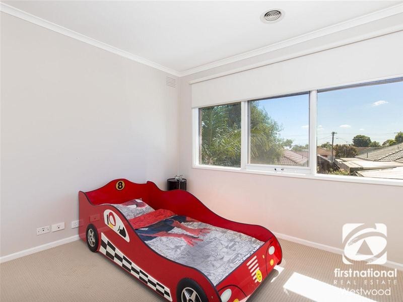 5 Joan Court, Werribee VIC 3030