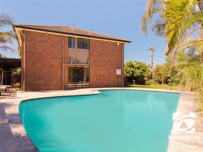 5 Joan Court, Werribee VIC 3030