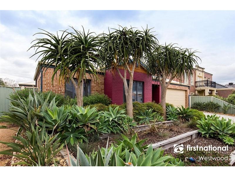 11 Kemerton Close, Point Cook VIC 3030