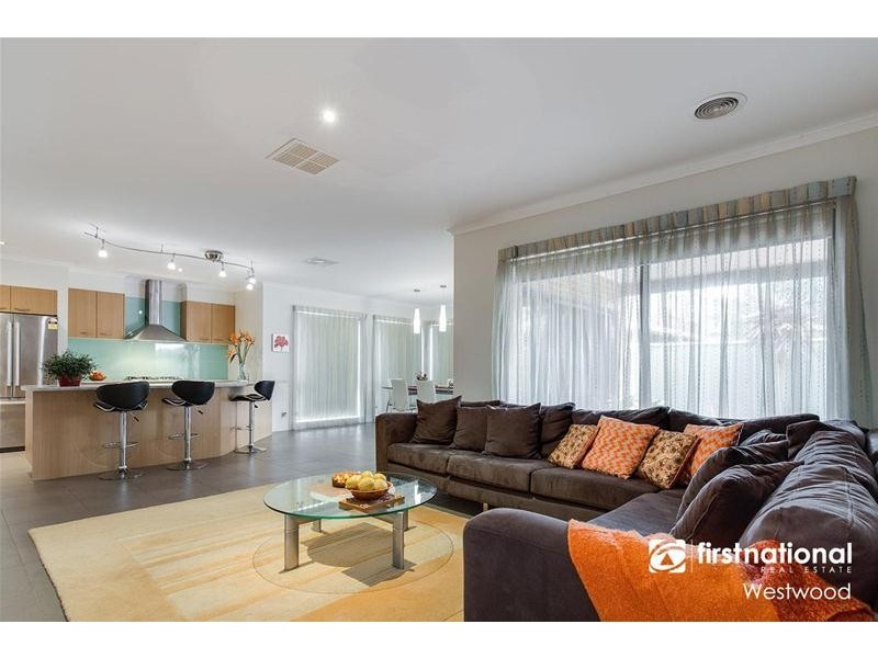 11 Kemerton Close, Point Cook VIC 3030