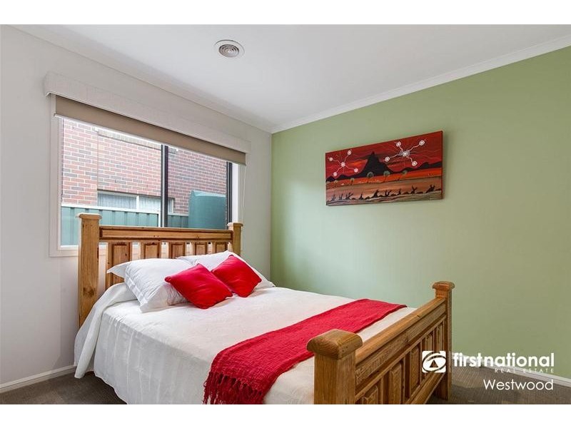 11 Kemerton Close, Point Cook VIC 3030