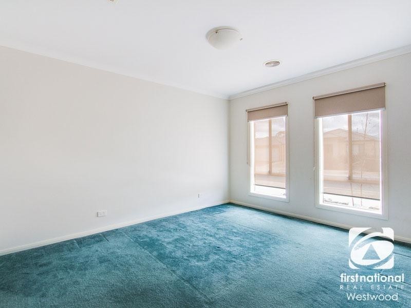 21 Morgan Crescent, Werribee VIC 3030