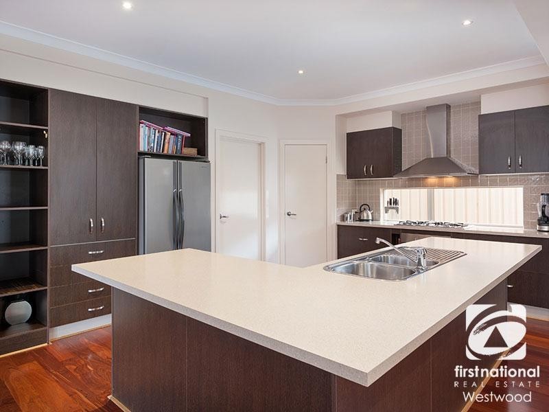 20 Chesterton Avenue, Tarneit VIC 3029