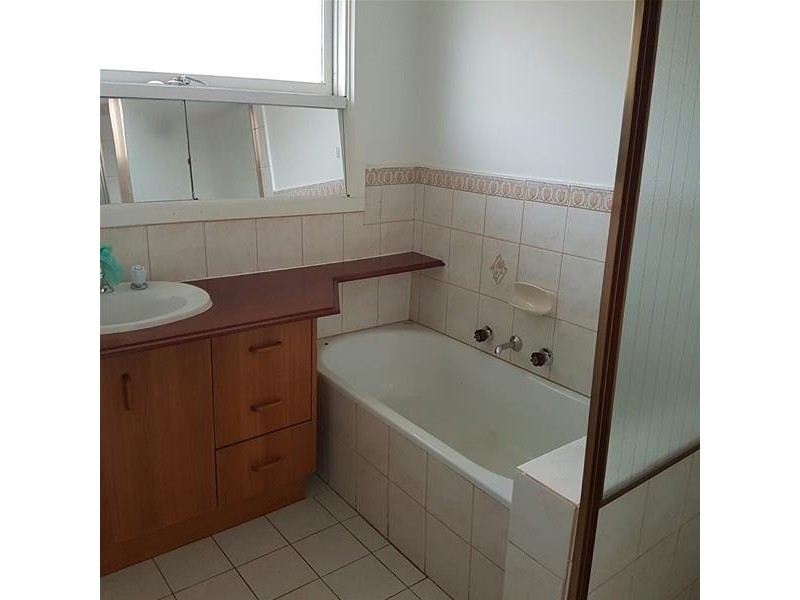 4 Prouse Place, Werribee VIC 3030